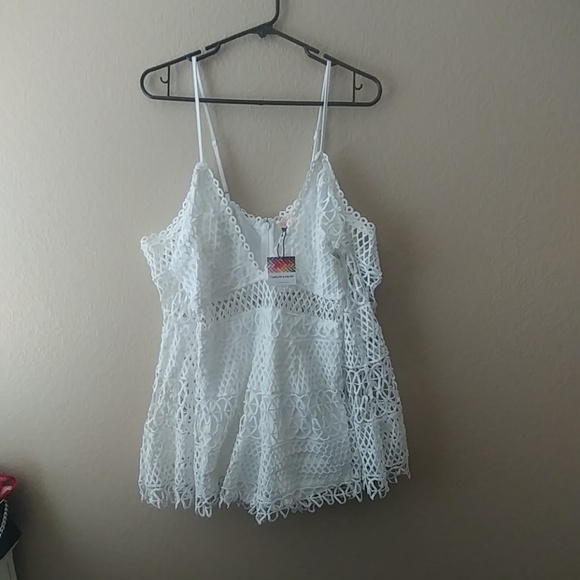 🆕Final Price!! White Crochet Romper- NWT🆕 - Picture 6 of 8